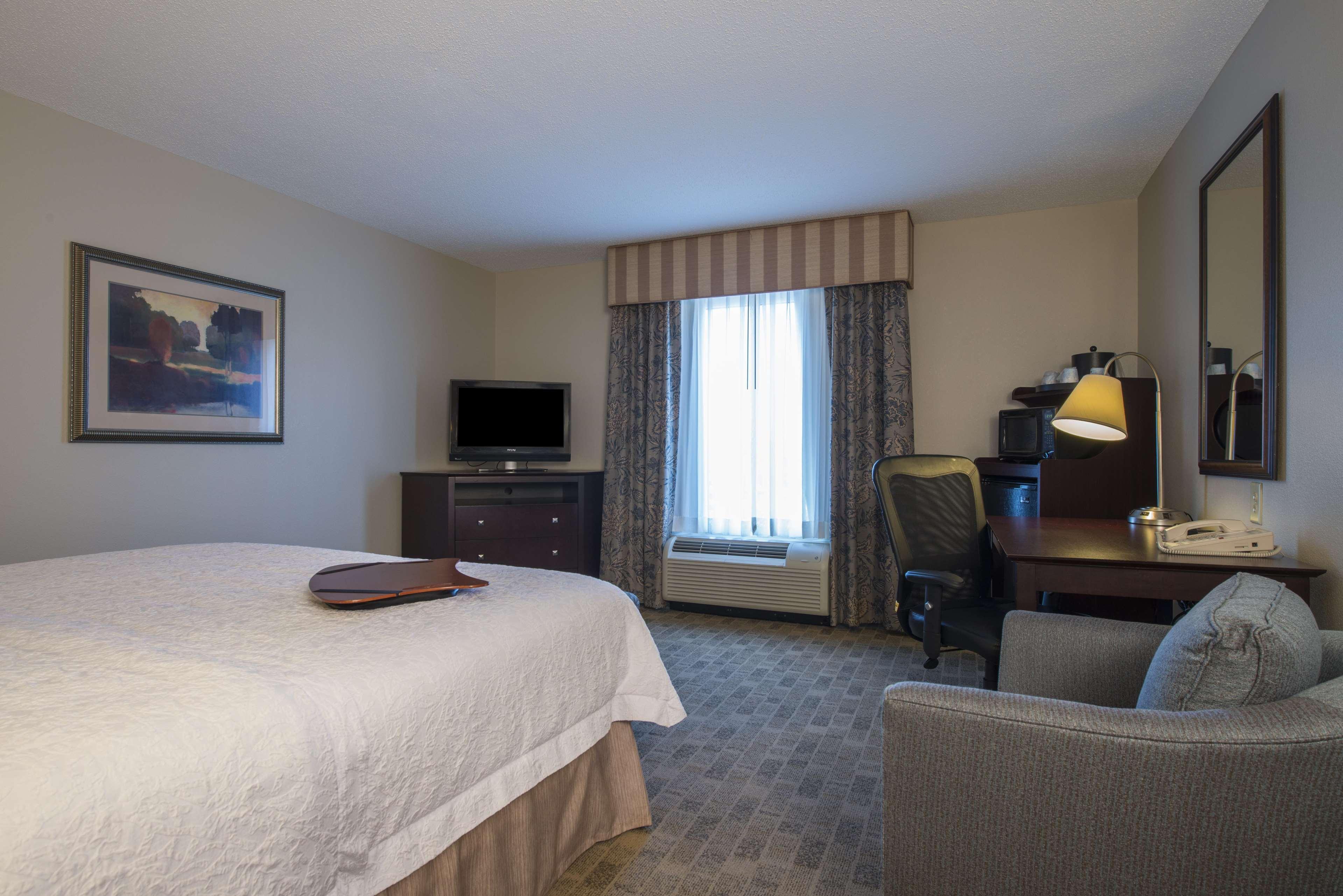 Hampton Inn & Suites Atlanta Airport West Camp Creek Pkwy College Park Esterno foto